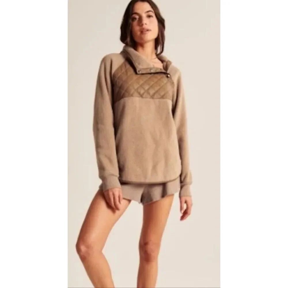 ABERCROMBIE & FITCH Asymmetrical Snap-Up Fleece Sweatshirt, Sz Medium NEW Brown